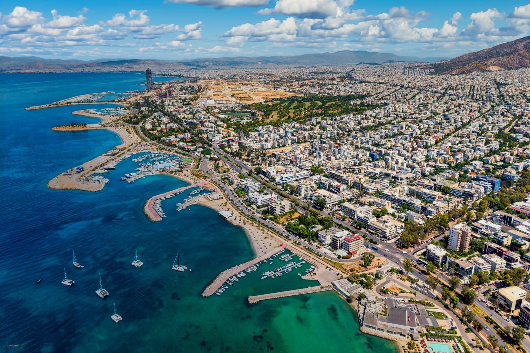 Αεροφωτογραφία της Γλυφάδας και της παραλιακής ζώνης